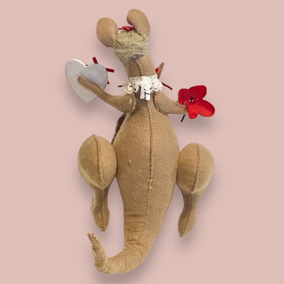 AnnaLee 2021 10” Valentine’s Day Exclusive Kangaroo & Joey  In Luv W/ Roo Plush - Picture 5 of 10